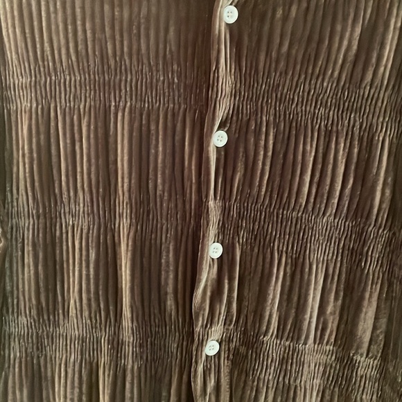 Velveteen Button Down Textured Mocha Elastic Gathered Sleeve Top - Picture 7 of 7